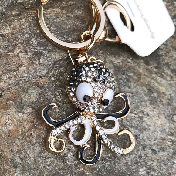 Octopus Keychain - Picture 6 of 11